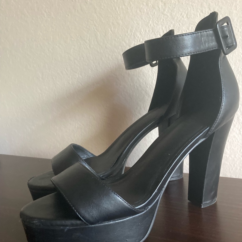 Size 12 black pu leather platform heels